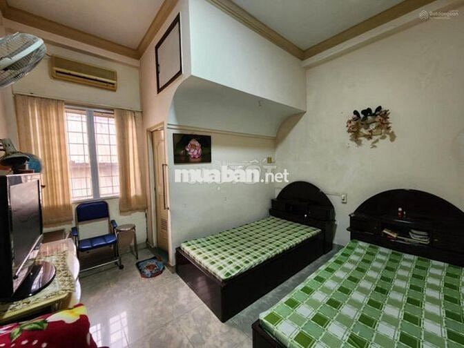  MẶT TIỀN TRẦN HƯNG ĐẠO, QUẬN 1 - 4,2x18m - 5 TẦNG - GIÁ 60 TRIỆU