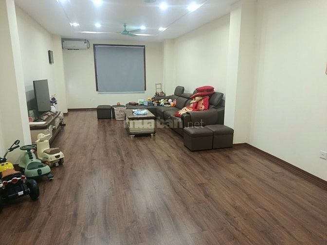 Phố Bát Khối – Long Biên – Ô Tô Tr – 178 M2 – 6 T - MT 10 M – Gíá 46.7