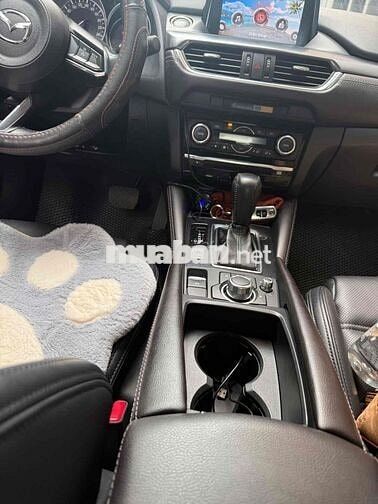 Mazda 6 2017 2.0 Premium Trắng 10 vạn km