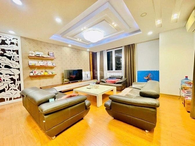 Phố Bát Khối – Long Biên – Ô Tô Tr – 178 M2 – 6 T - MT 10 M – Gíá 46.7