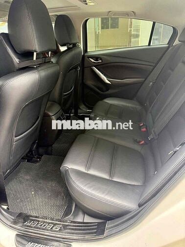 Mazda 6 2017 2.0 Premium Trắng 10 vạn km