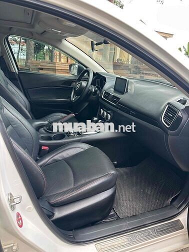 Mazda Mazda3 2016 Trắng Tự động