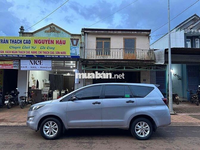 Toyota Innova 2019 Bạc 180000 km