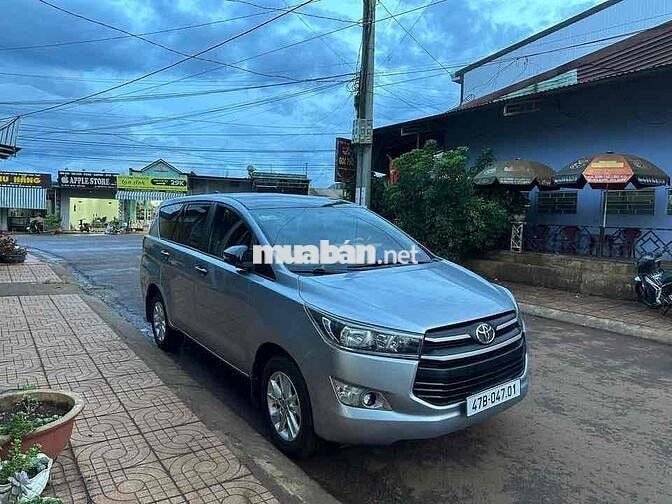 Toyota Innova 2019 Bạc 180000 km