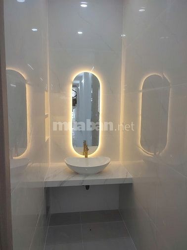 Cần Bán Nhà MT đặng chất dt: 3,6m x 21m, trệt, 1 lầu 