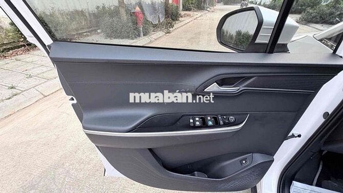 Hyundai Custin 2023 1.5T Trắng 50000 km