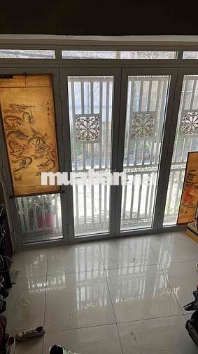 Cho thuê nhà nguyên căn gần TTTM Q8