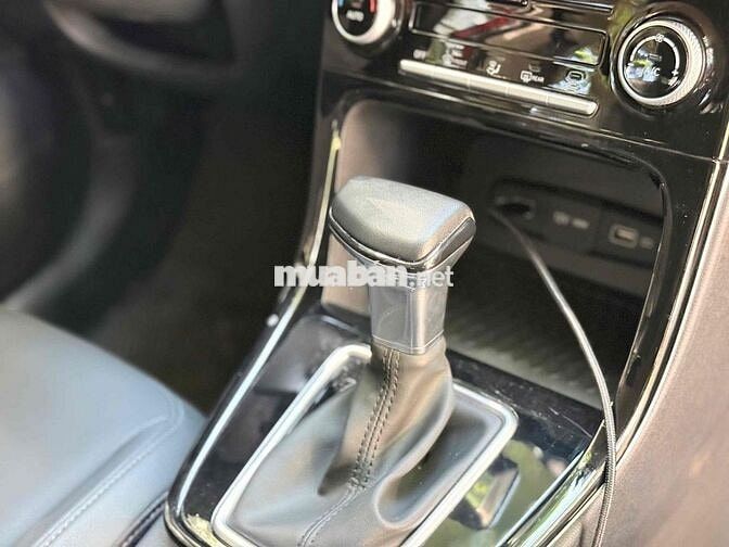 Hyundai Creta 2023 1.5 Đặc Biệt Đỏ