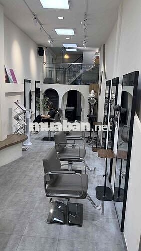 sang nhanh tiệm salon tóc quận 3 giá rẻ