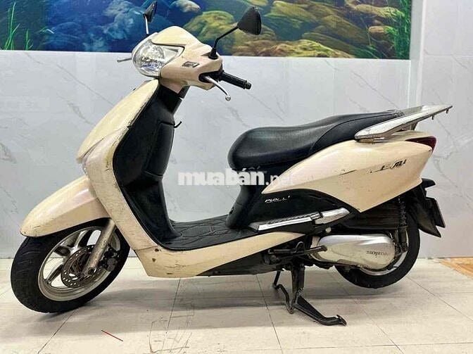 Honda Lead 2011 màu Kem