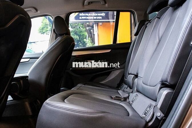 BMW 218i 2018 Nâu ánh bạc 64.000 km
