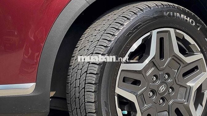 Hyundai Santa Fe 2024 4x4 Đỏ 18.000 km