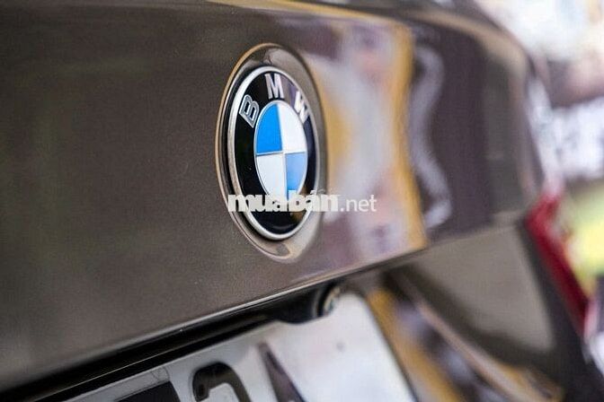 BMW 218i 2018 Nâu ánh bạc 64.000 km