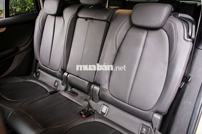 BMW 218i 2018 Nâu ánh bạc 64.000 km
