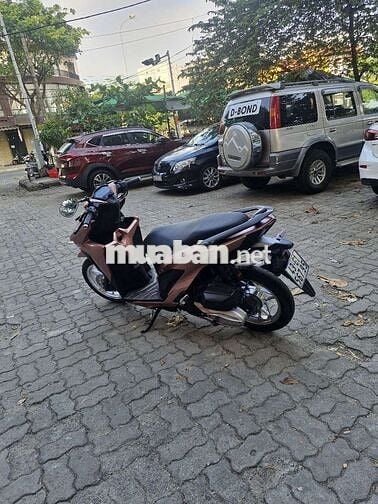 Honda Vario 150 2023 Vàng đồng
