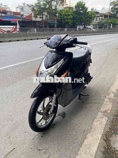 Honda Click zin chất đẹp như hình