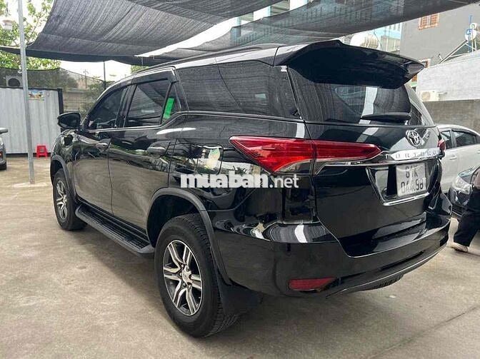 Toyota Fortuner 2022 4x2 AT 2.4L 80.000 km Đen