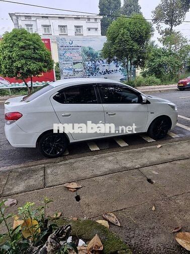 Mitsubishi Attrage cuối 2019 số tự động cực rin