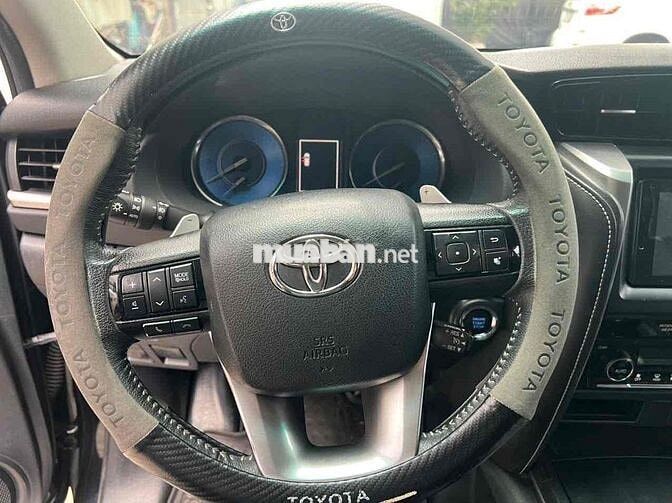 Toyota Fortuner 2022 4x2 AT 2.4L 80.000 km Đen