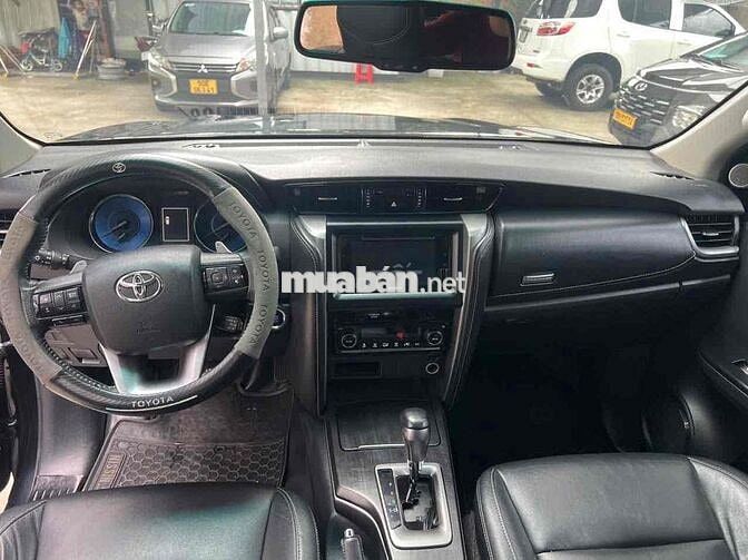 Toyota Fortuner 2022 4x2 AT 2.4L 80.000 km Đen