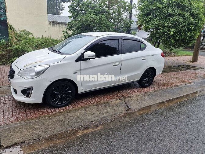 Mitsubishi Attrage cuối 2019 số tự động cực rin