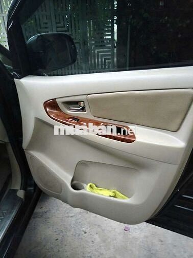Toyota Innova Đen 7 chỗ 2008 G