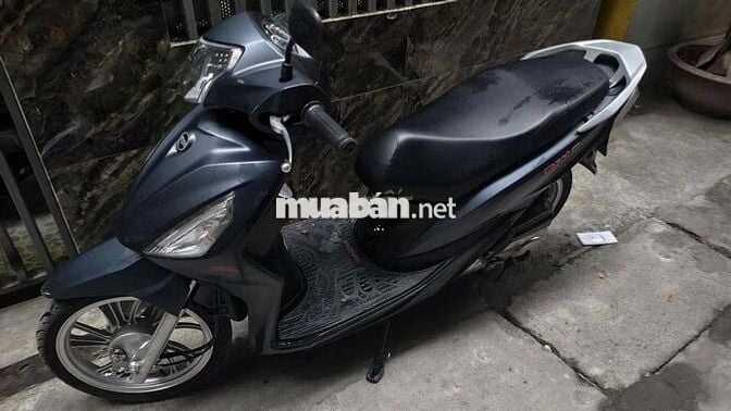 Xe máy SYM 50cc màu Xám