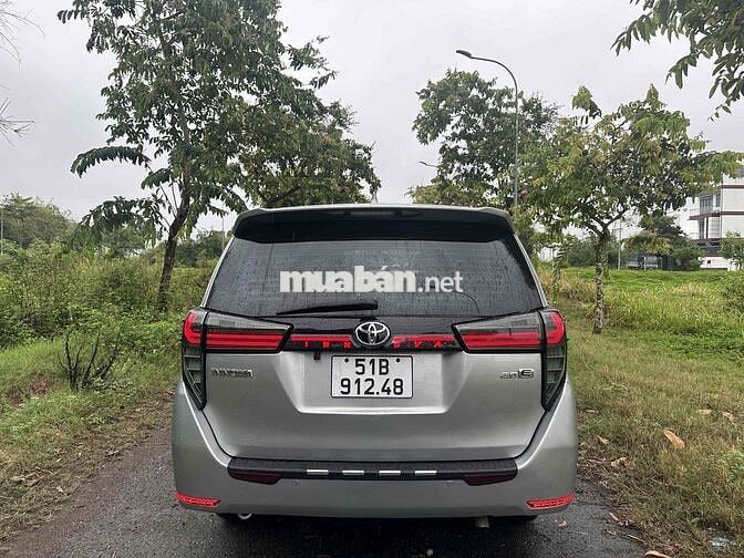 Toyota Innova E 2017 Bạc