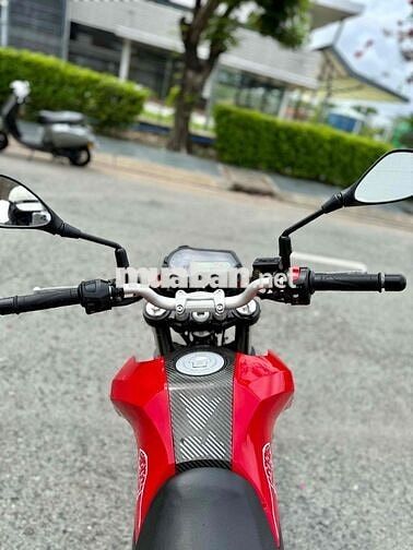 Moto Mini Benelli TNT125