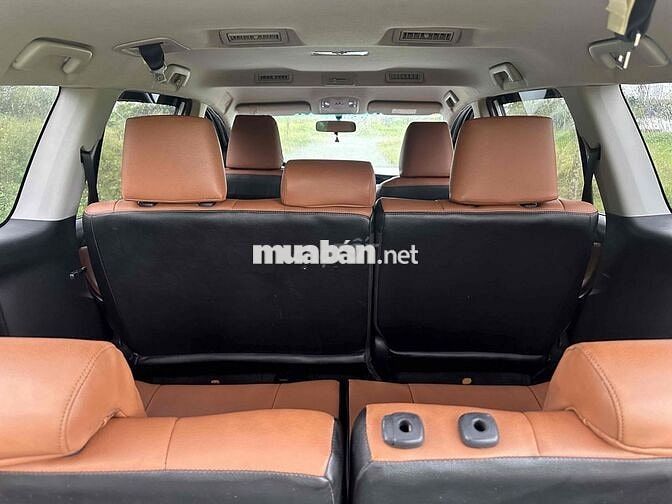 Toyota Innova E 2017 Bạc