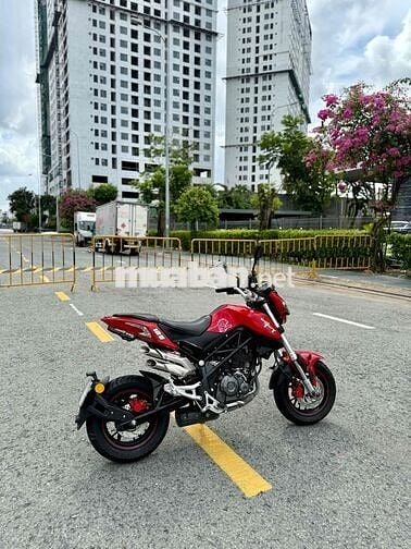 Moto Mini Benelli TNT125