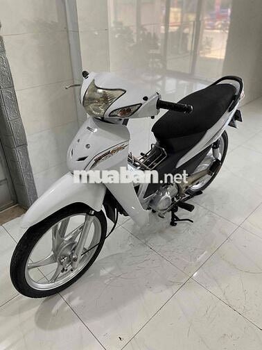 Honda Wave màu Trắng
