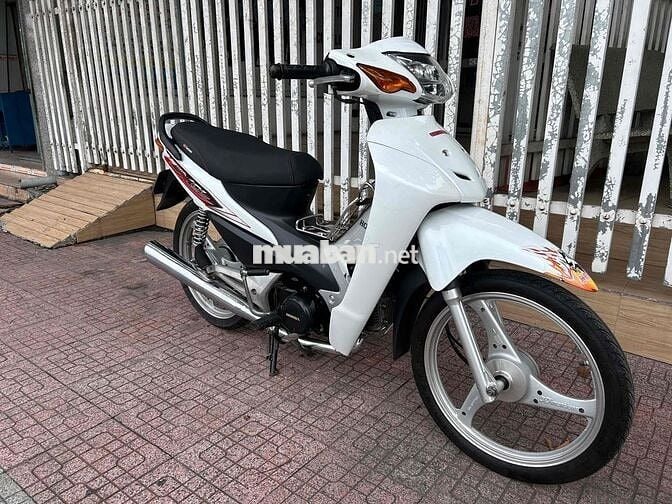 Honda Wave Alpha 100 2013 Trắng zin êm sạch đẹp