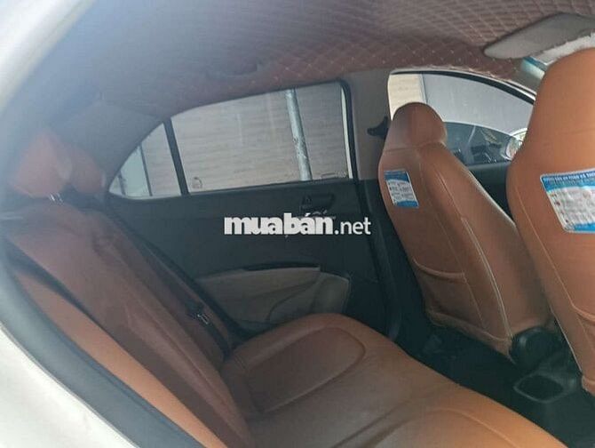 Hyundai i10 2018 Bản thiếu Trắng
