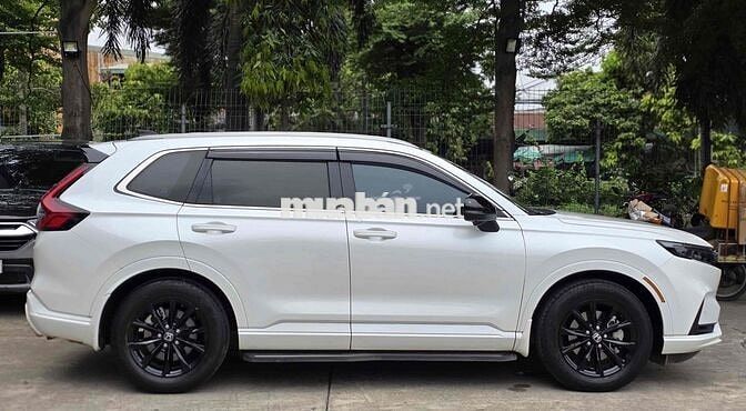 Honda CR-V 2023 RS 24.000 km Trắng