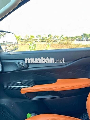 Ford Ranger XLS 2023 Trắng ngọc trinh
