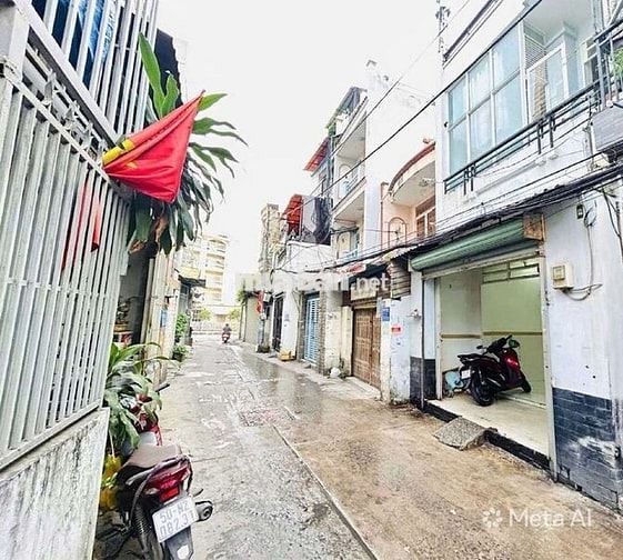 🏡 NHÀ 2 TẦNG ĐẸP – HẺM THÔNG – VÀI BƯỚC RA Ô TÔ – GIÁ CHỈ 5,2 TỶ 🏡
.