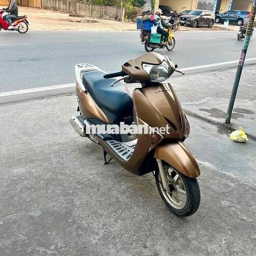 Honda Lead 110 màu Nâu