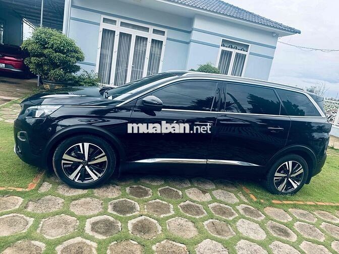Peugeot 5008 đẹp keng