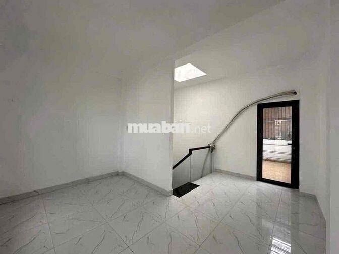 Cho thuê nhà nguyên căn 4Pn đường lê Thị Chợ q7