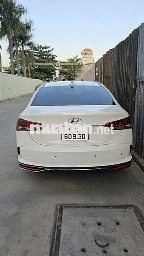 Huyndai Accent AT 2022 - 68.000 km giá 325 triệu