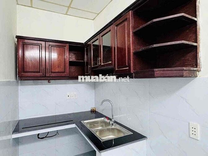 NC 2pn2wc hẻm Phan Huy Ích P12