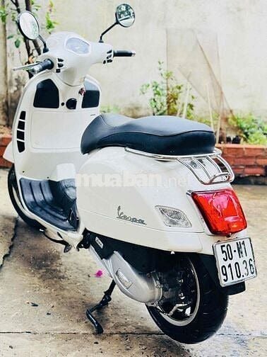 Piaggio Vespa GTS 150cc IGET 2019 Abs Trắng