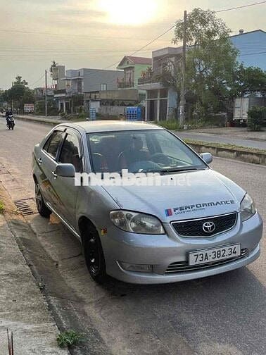 Toyota Vios 2005 màu Bạc