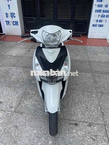 Honda Vision 2015 màu Trắng , máy zin