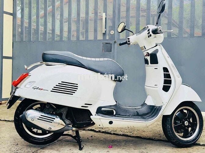 Piaggio Vespa GTS 150cc IGET 2019 Abs Trắng