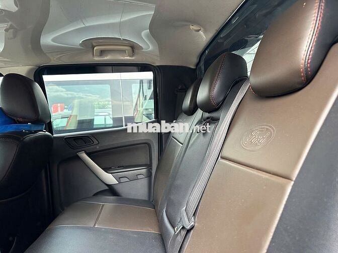 Ford Ranger XLS MT 2020 bảo hành 2027, vay 75%