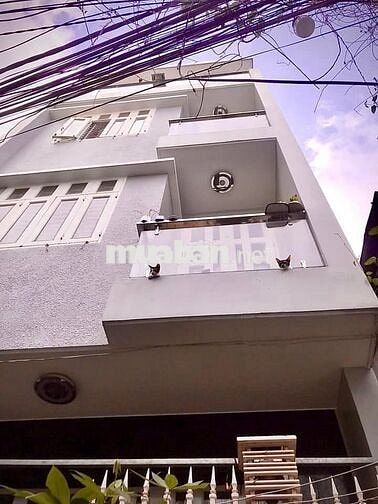 Cho thuê phòng đẹp,có ban công,WC riêng,full nội thất tại hẻm 373 LTK