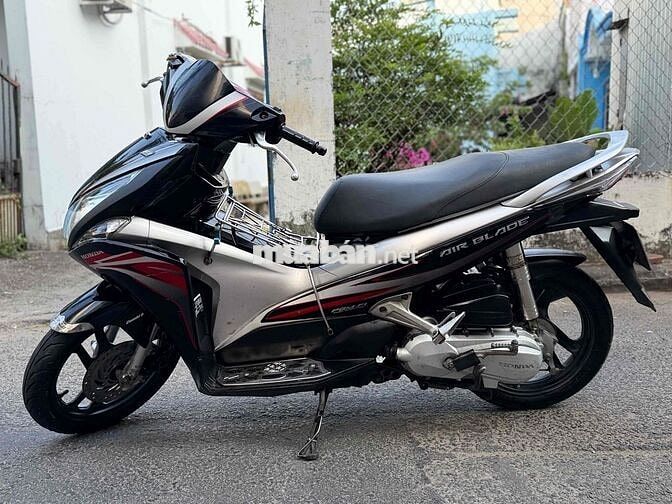 Honda Airblade Fi 2012 - Chính chủ ký giấy