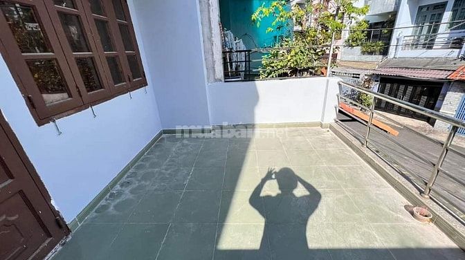 CHO THUÊ NHÀ LÀM CHDV ĐƯỜNG PHẠM VĂN CHIÊU
